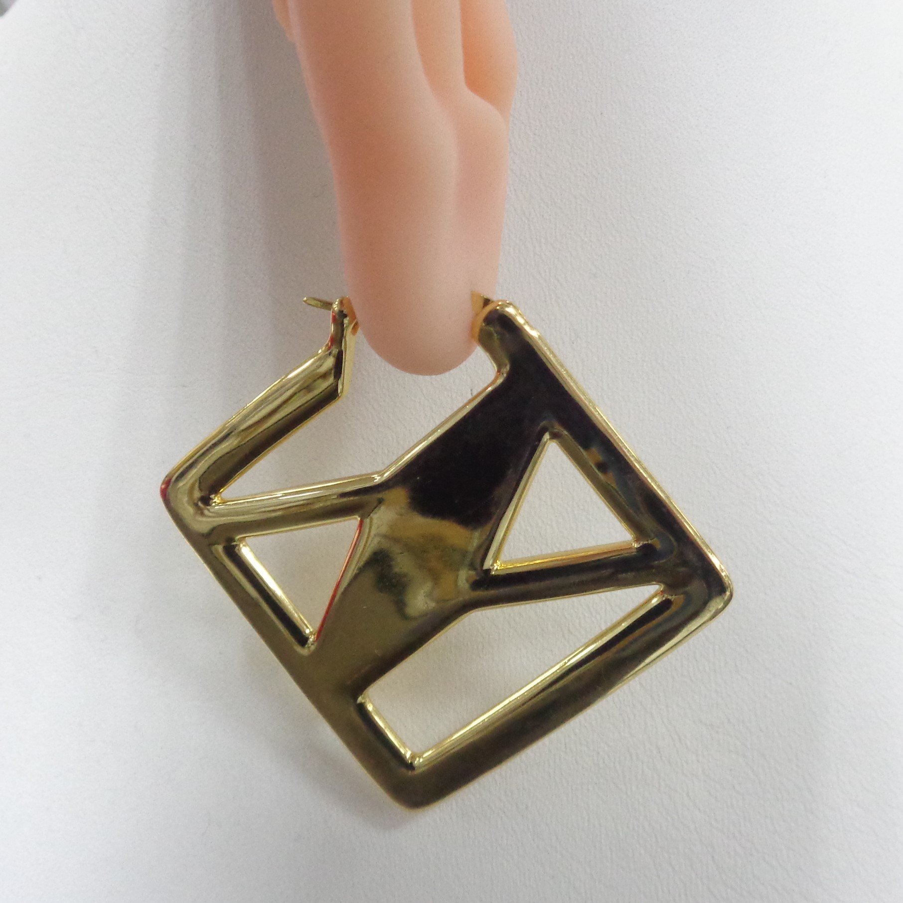 Бижутерные серьги